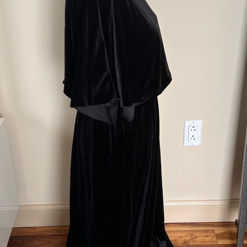See and Be Seen Blacket Velvet Dress Size Elegant Party Medium - Picture 3 of 8